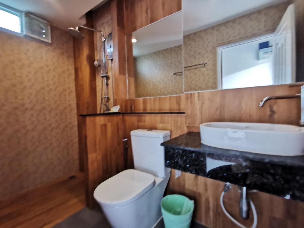 Smile Resort Sriracha Si Racha Exteriör bild